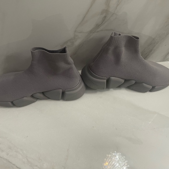 BALENCIAGA - WOMEN'S SPEED KNIT SNEAKERS IN GREY - Picture 3 of 6